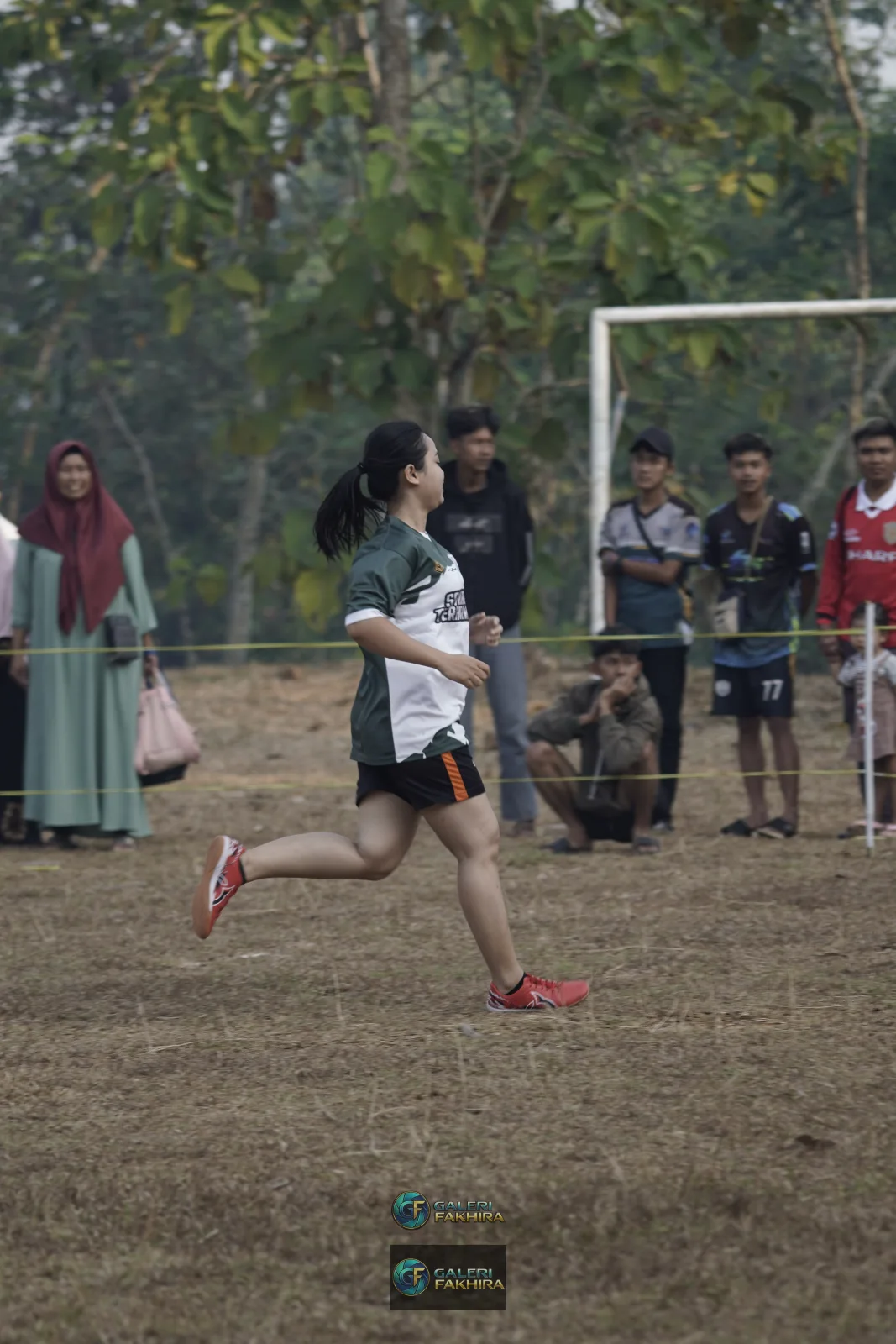 RT03 RW09 VS RT04 RW10 75