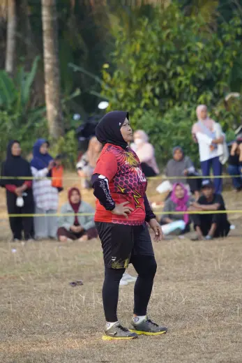 RT04 RW09 VS RT02 RW09 09