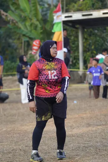 RT04 RW09 VS RT02 RW09 36