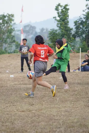 RT04 RW09 VS RT02 RW09 78