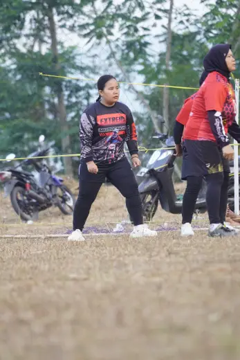 RT04 RW09 VS RT02 RW09 98