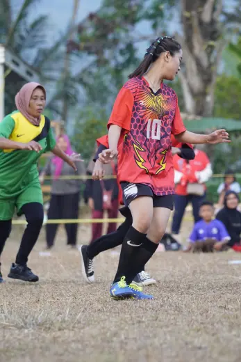 RT04 RW09 VS RT02 RW09 102