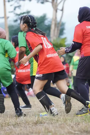 RT04 RW09 VS RT02 RW09 103
