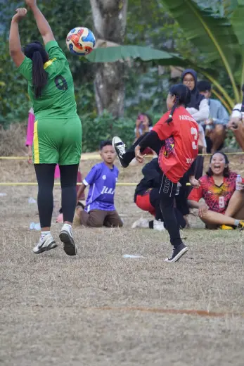 RT04 RW09 VS RT02 RW09 124