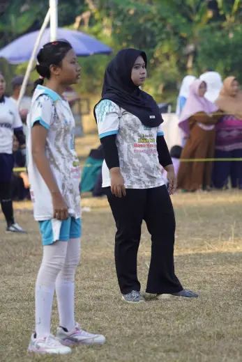 RT01 RW09 VS RT01 RW10 176