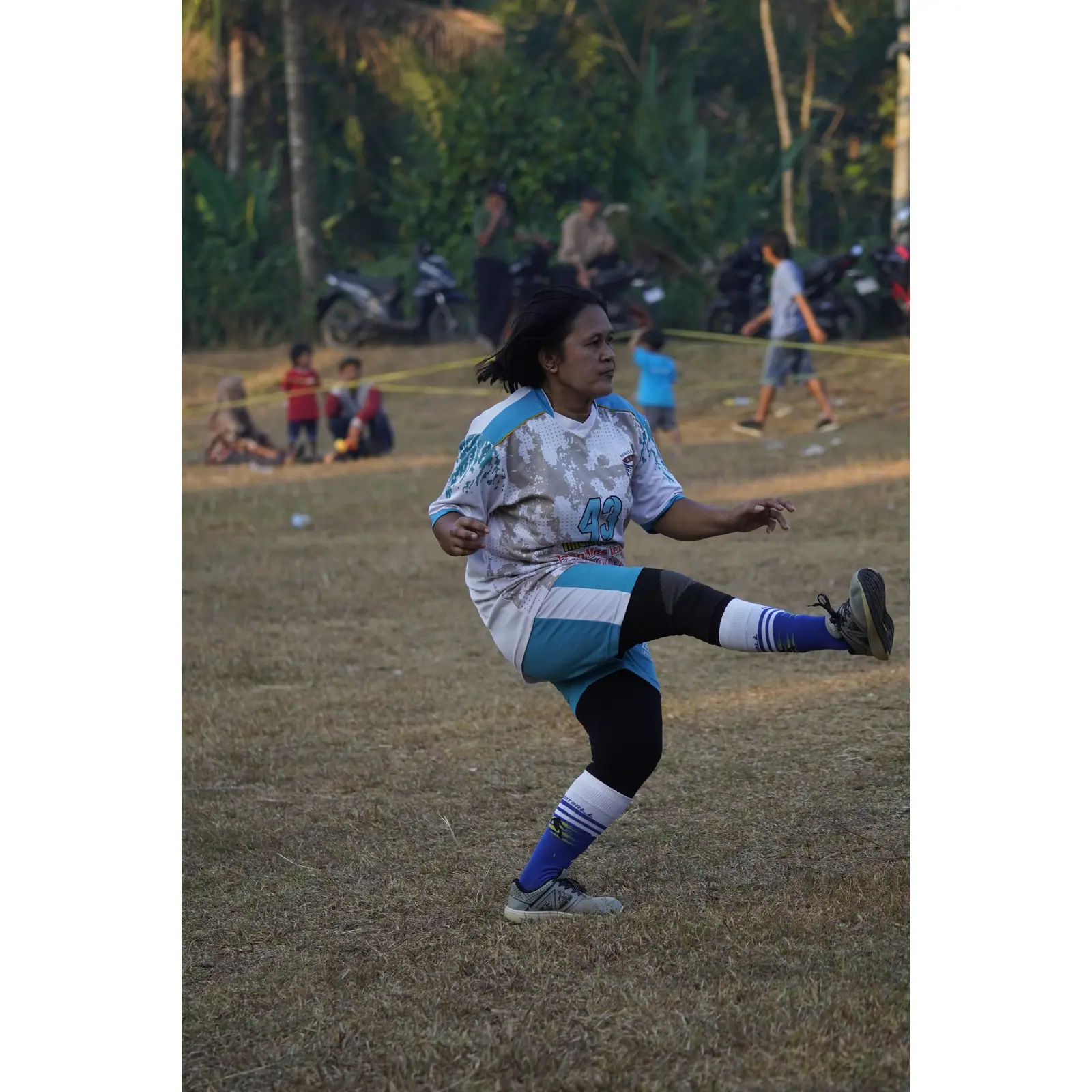 RT01 RW09 VS RT01 RW10 255