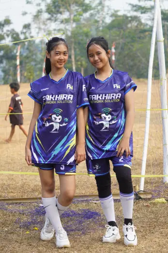 RT03 RW09 VS RT05 RW10 03