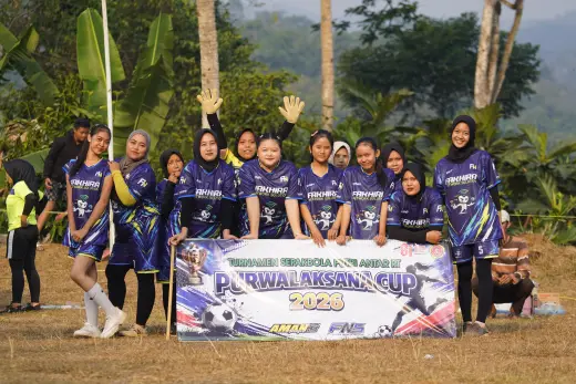 RT03 RW09 VS RT05 RW10 23