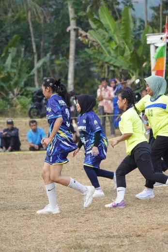 RT03 RW09 VS RT05 RW10 134