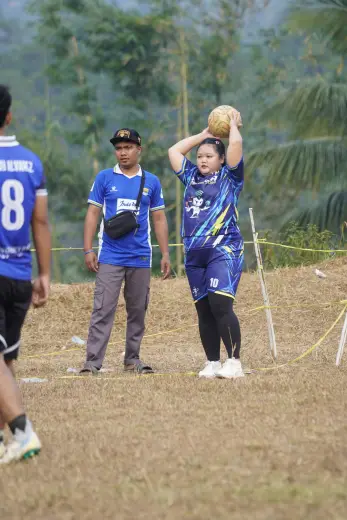 RT03 RW09 VS RT05 RW10 156