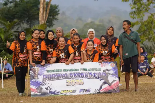 RT04 RW10 VS RT02 RW09 03