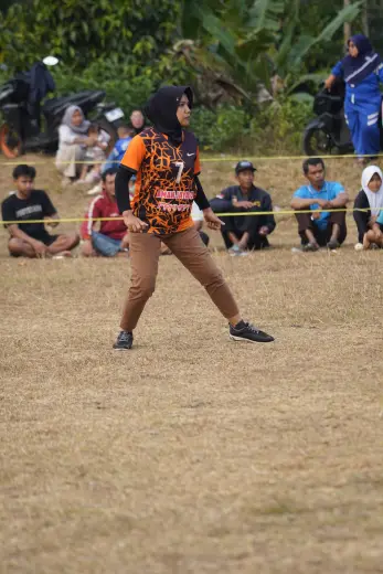 RT04 RW10 VS RT02 RW09 18