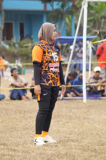 RT04 RW10 VS RT02 RW09 21