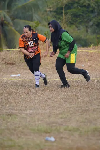 RT04 RW10 VS RT02 RW09 22