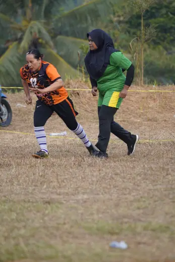 RT04 RW10 VS RT02 RW09 23