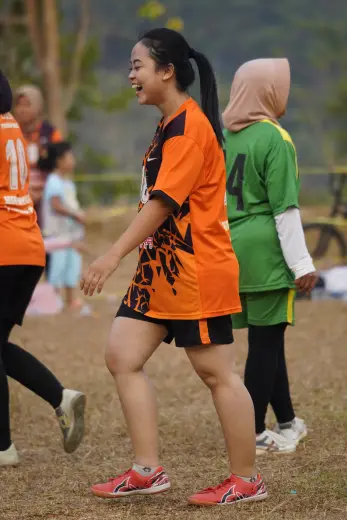 RT04 RW10 VS RT02 RW09 56