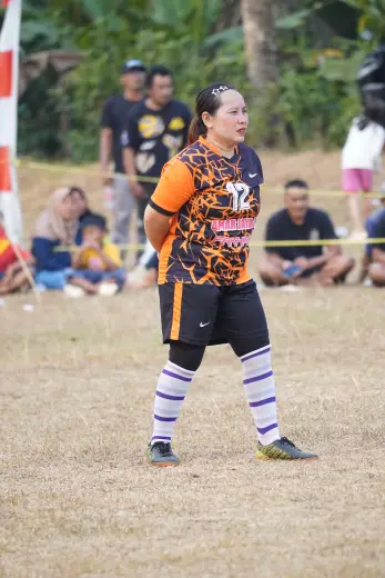 RT04 RW10 VS RT02 RW09 73