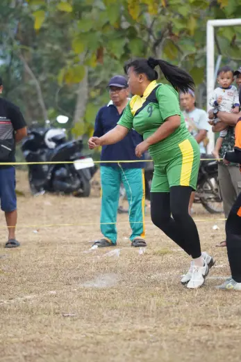 RT04 RW10 VS RT02 RW09 92