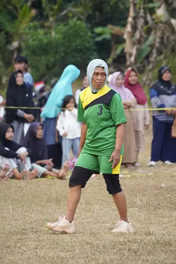RT04 RW10 VS RT02 RW09 108