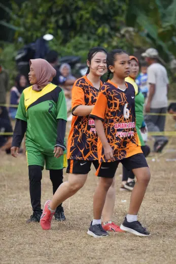 RT04 RW10 VS RT02 RW09 121