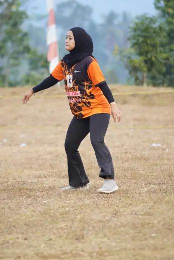 RT04 RW10 VS RT02 RW09 123