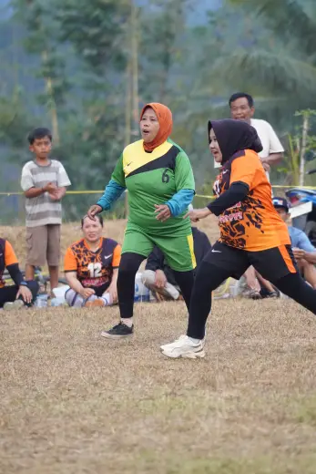 RT04 RW10 VS RT02 RW09 126
