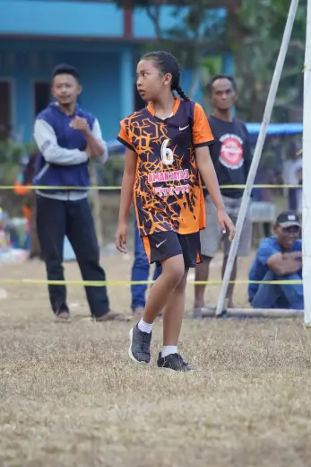 RT04 RW10 VS RT02 RW09 153