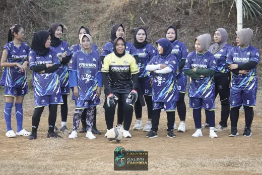 RT05 RW10 VS RT04 RW09 08