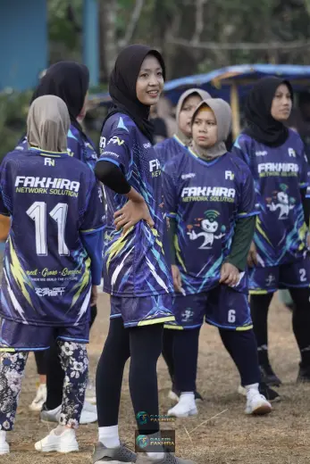 RT05 RW10 VS RT04 RW09 23