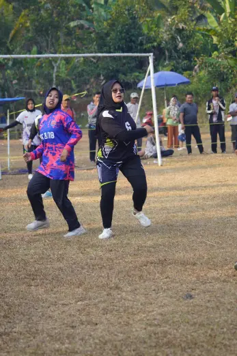 RT01 RW09 VS RT03 RW10 69