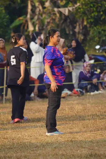 RT01 RW09 VS RT03 RW10 81