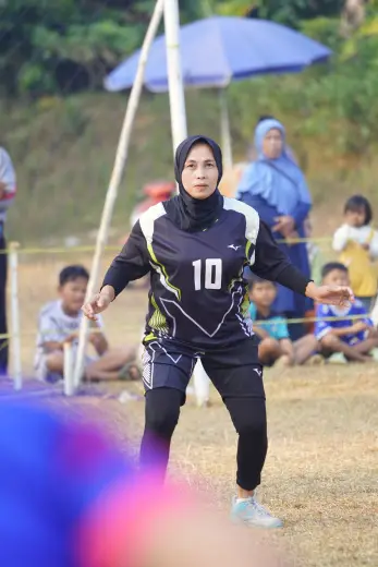 RT01 RW09 VS RT03 RW10 117
