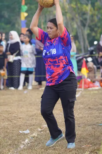 RT01 RW09 VS RT03 RW10 142