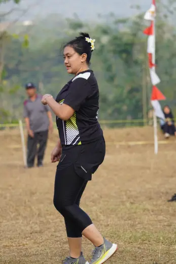 RT01 RW09 VS RT03 RW10 151