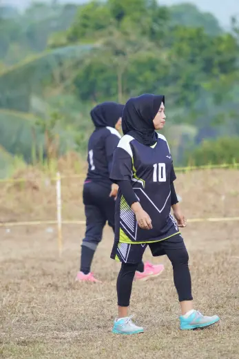 RT01 RW09 VS RT03 RW10 206
