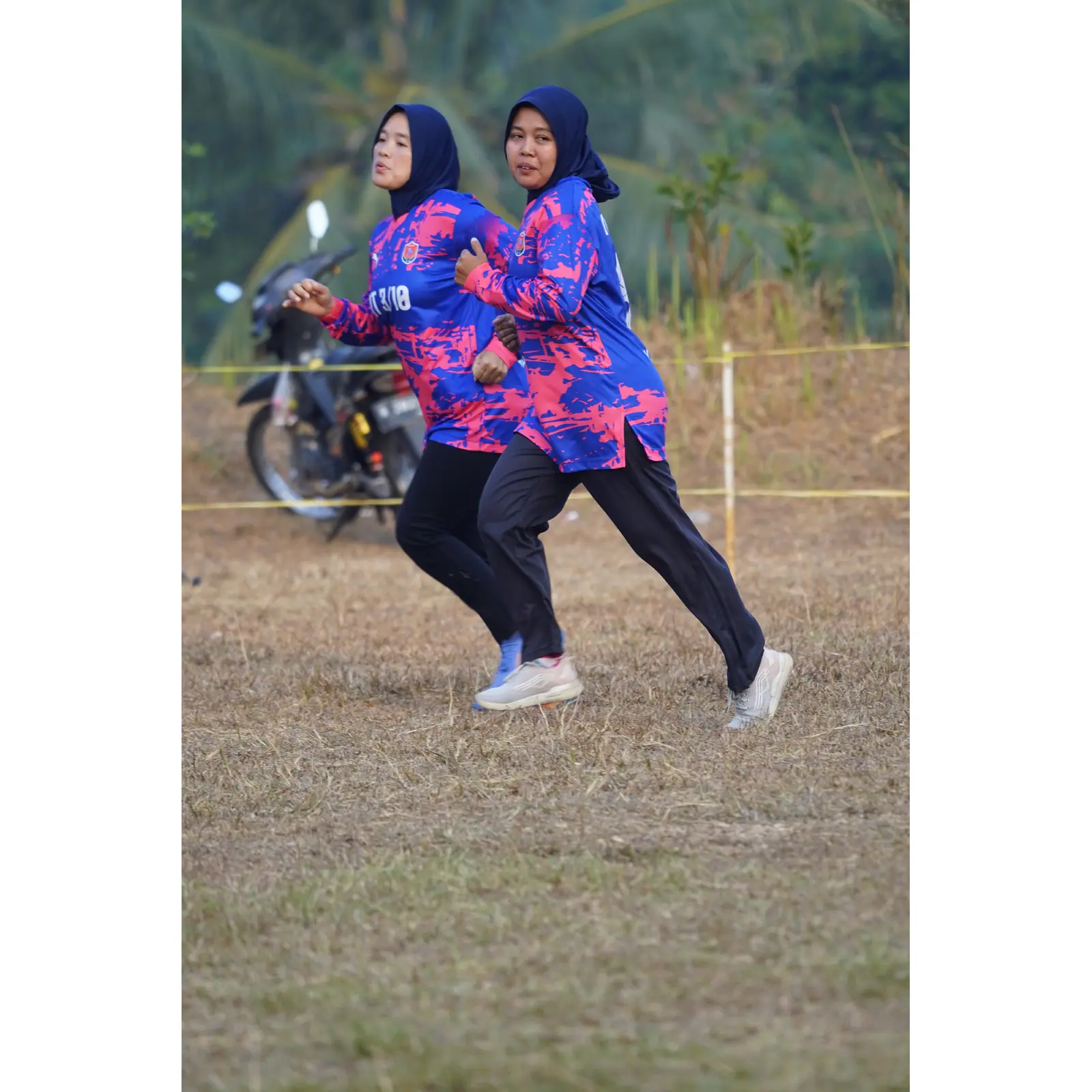 RT01 RW09 VS RT03 RW10 210