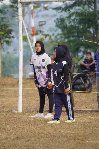 RT01 RW09 VS RT03 RW10 213
