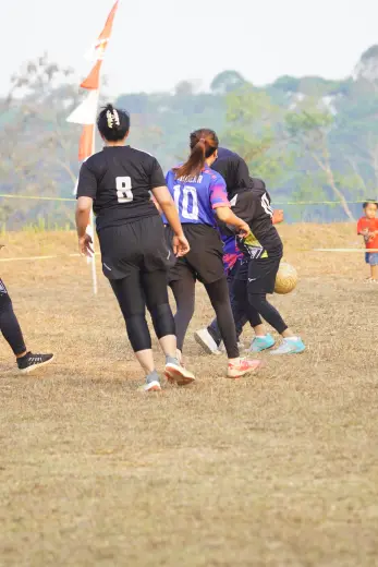 RT01 RW09 VS RT03 RW10 220