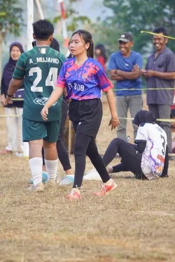 RT01 RW09 VS RT03 RW10 300