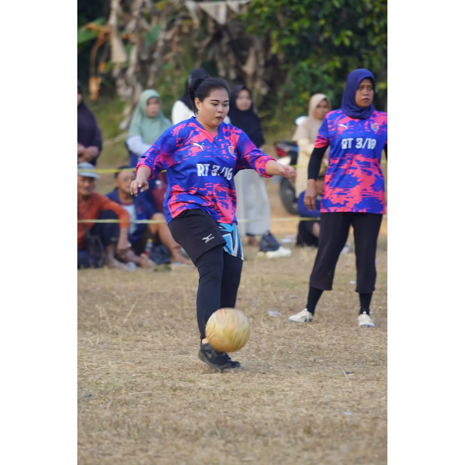 RT01 RW09 VS RT03 RW10 305