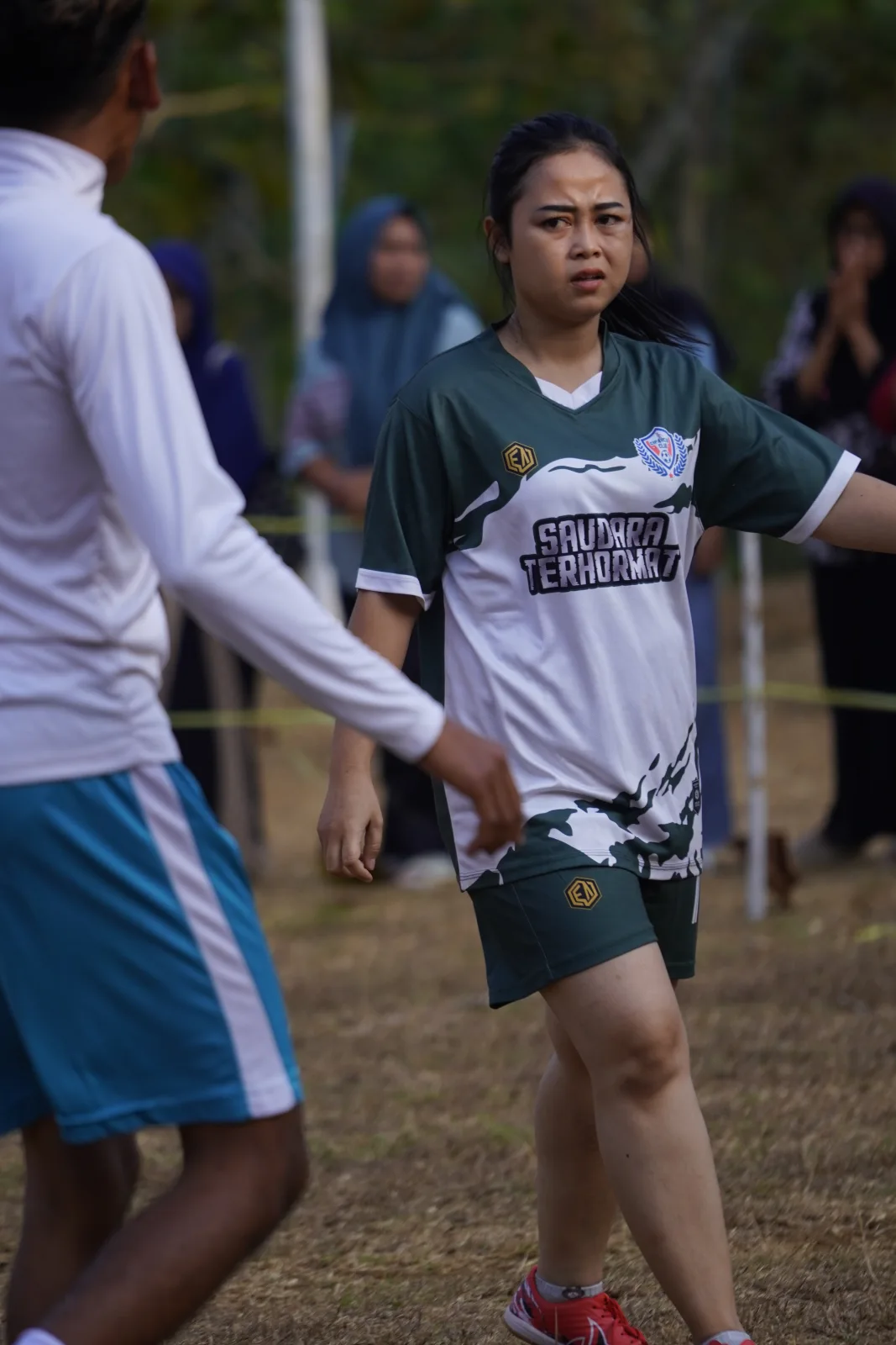 RT04 RW10 VS RT04 RW09 36
