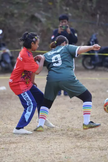 RT04 RW10 VS RT04 RW09 113