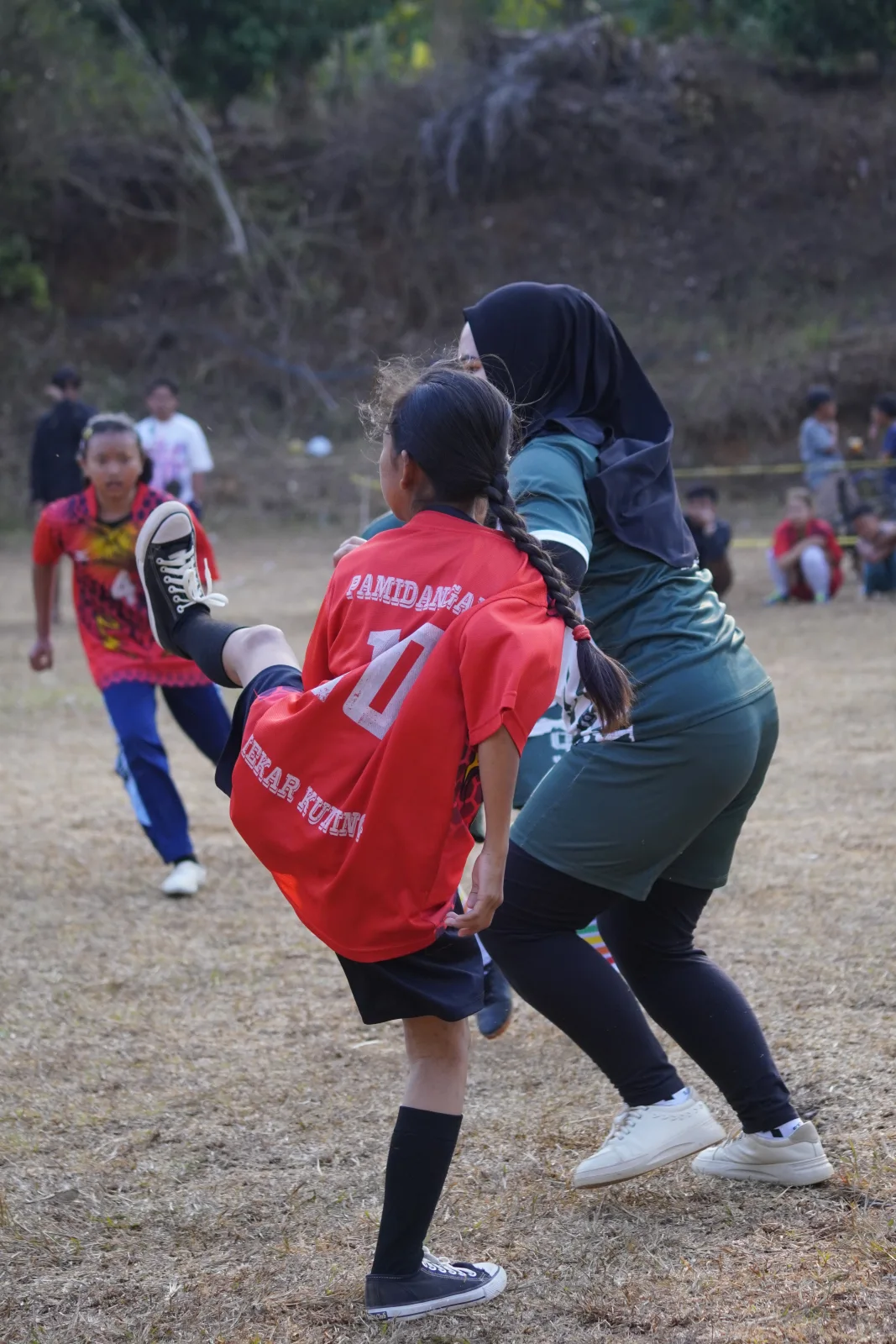 RT04 RW10 VS RT04 RW09 124