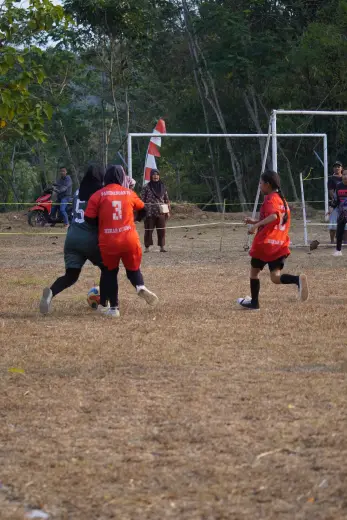 RT04 RW10 VS RT04 RW09 126