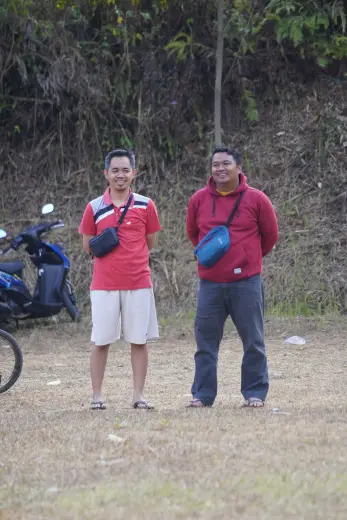RT04 RW10 VS RT04 RW09 141