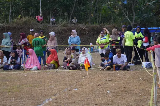 RT04 RW10 VS RT04 RW09 147
