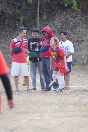 RT04 RW10 VS RT04 RW09 183