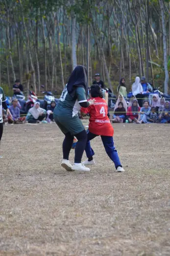 RT04 RW10 VS RT04 RW09 190