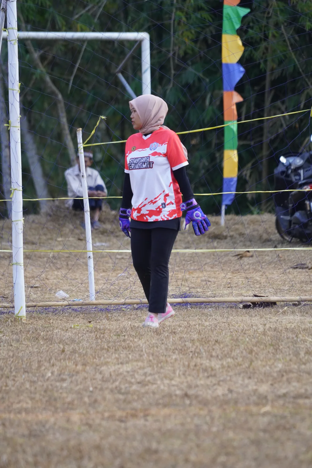 RT04 RW10 VS RT04 RW09 219