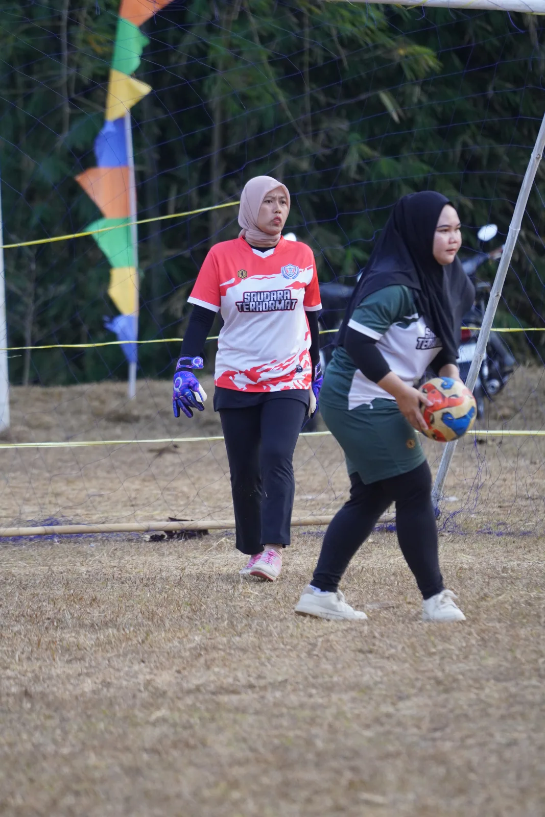 RT04 RW10 VS RT04 RW09 232